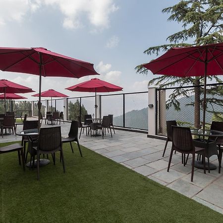 דהראדון Hotel Seven Oaks מראה חיצוני תמונה